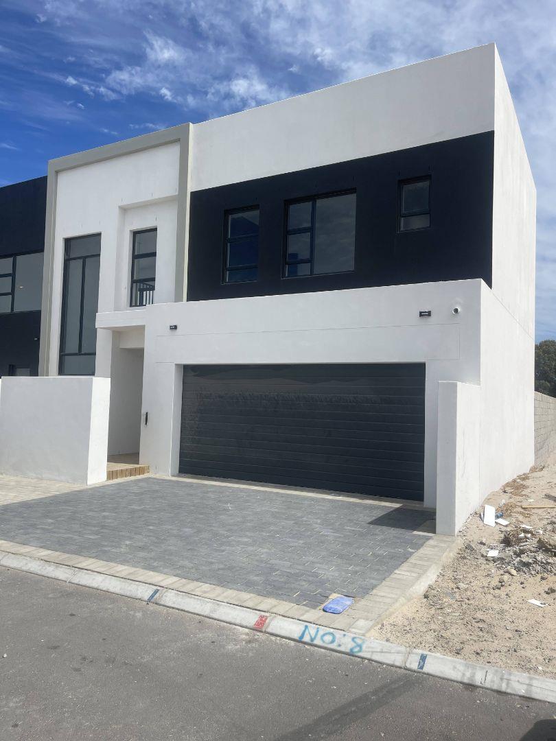 4 Bedroom Property for Sale in Sandown Western Cape